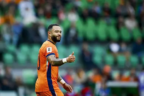 تساوى مع فان بيرسي.. ديباي هدافا تاريخيا لمنتخب هولندا